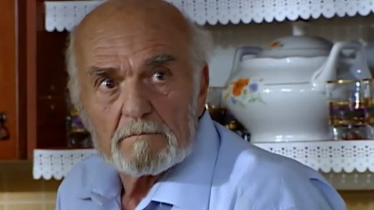 Kavak Yelleri'nin Osman Amcası Erol Aksoy'un Bakımevindeki Son Hali Yürek Burktu