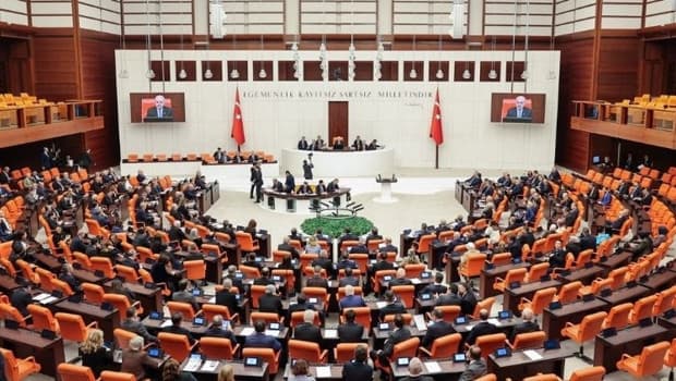 TBMM'de suça sürüklenen çocuklara yönelik düzenlemeler içeren kanun teklifinde 6 madde daha onaylandı