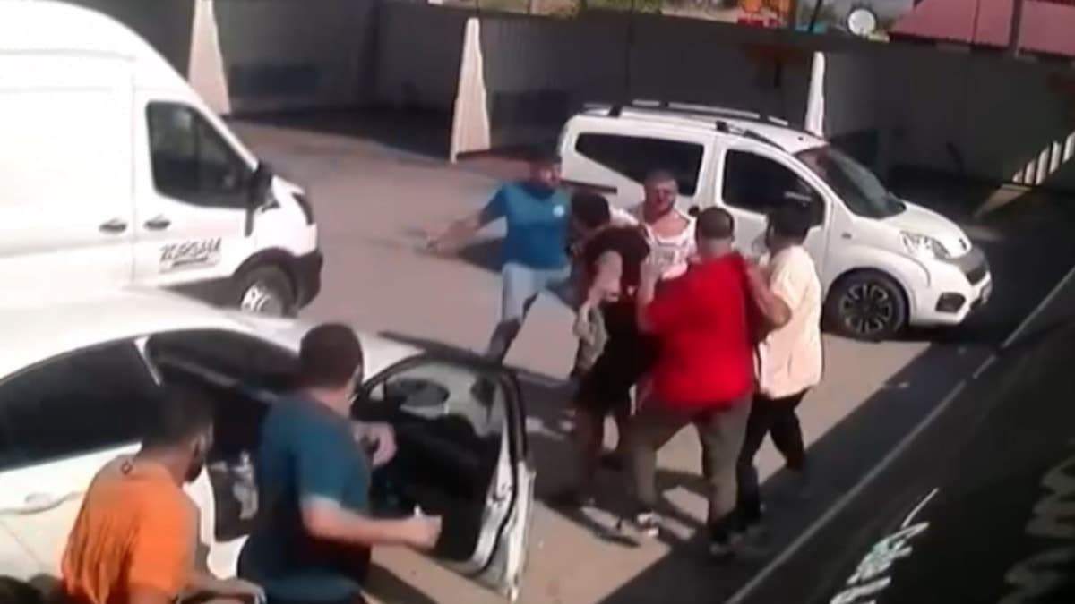 Güreş müsabakasına giden başpehlivan benzinlikte darp edildi
