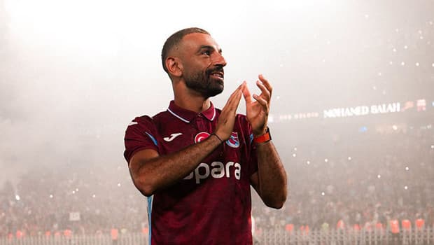 İngiliz basını şaşkına döndü: Salah, Trabzonspor'a neden 'evet' dedi?