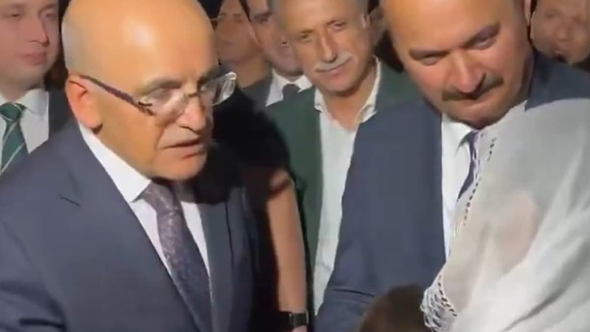 Çocukları için iş talep eden kadına Bakan Şimşek'ten Kürtçe yanıt