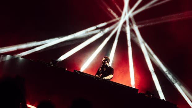 Dünyaca ünlü DJ Tiësto, İstanbul Festivali'nde hayranlarıyla buluştu