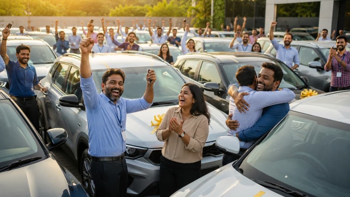İşverenin çalışanlarına unutulmaz jesti: 47 personeline lüks otomobil hediye etti