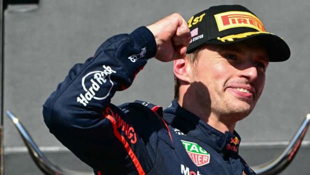 Red Bull Racing, yıldız pilotu Verstappen ile yeni sözleşme imzaladı